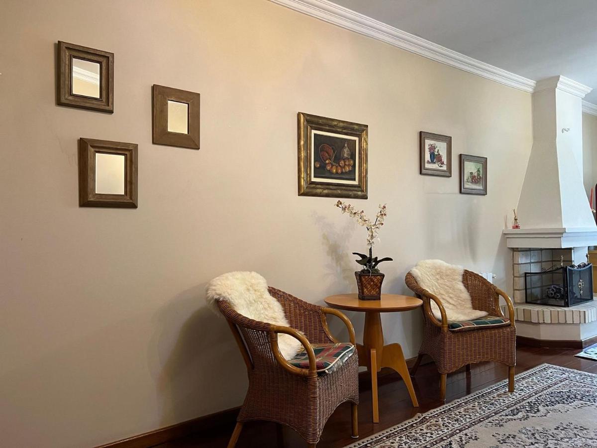 Apartamento Mrg- Colonial 2d - 200 Mts Da Rua Torta *